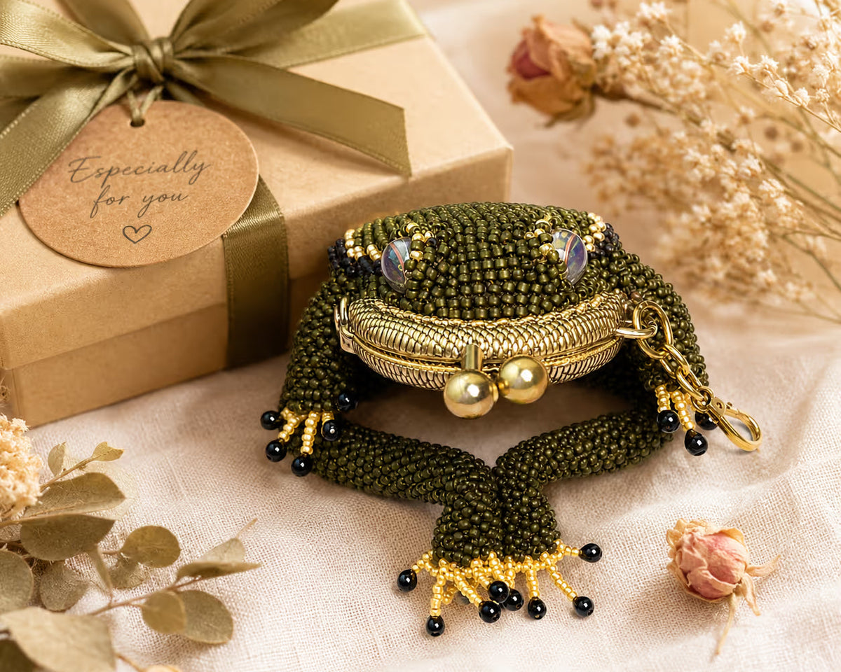 Charming Frog Coin Purse